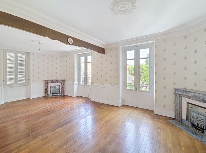 Delightful House in Wine Growing Sector Village