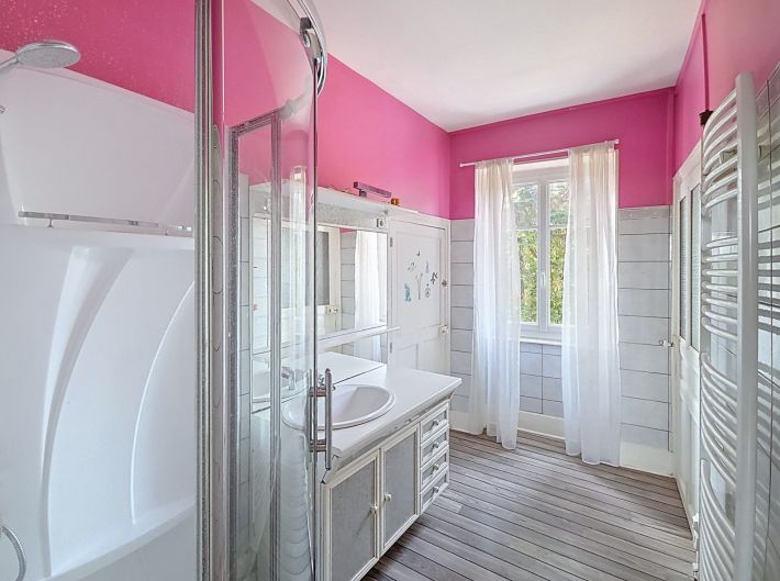 Delightful House in Wine Growing Sector Village