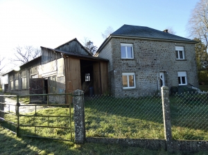 Detached Country House with Outbuilding