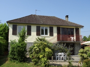 Detached House with Mature Garden