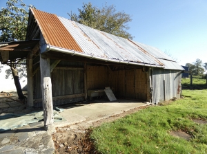 Detached Country House with Outbuildings