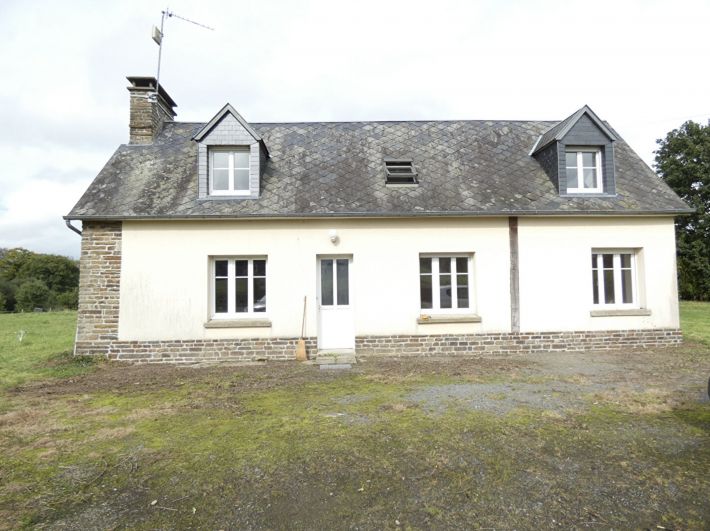 Detached Country House with Outbuilding