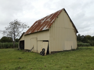 Detached Country House with Outbuilding