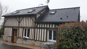 Main House and Guest Gite in Nice Location