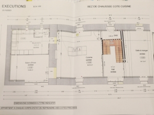 Large Country House to Finish Renovations