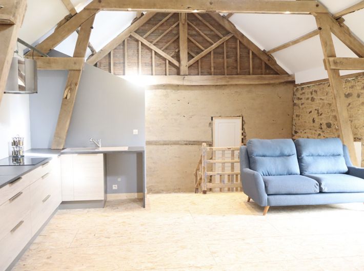Detached Country House with Outbuilding