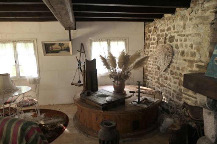 Main Photo