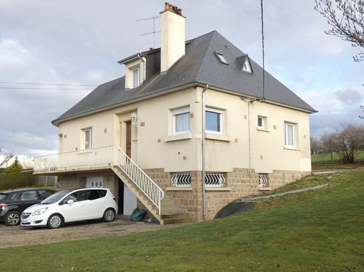 Detached House with Large Garden