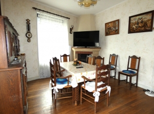 Large House with Garden on Corner Plot