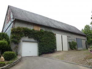 Detached Country House With Outbuilding