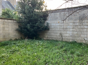 Apartment with Garage and Garden