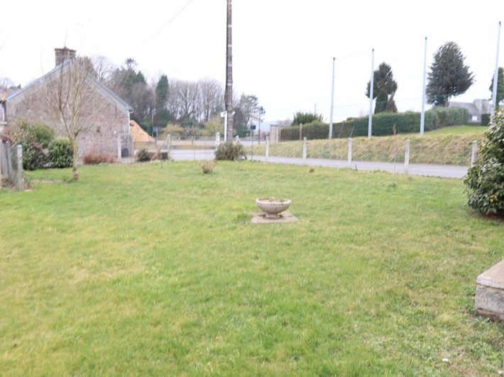 Well Appointed Town House with Garden