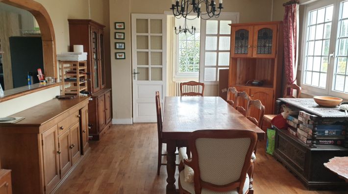 Well Appointed Town House with Garden