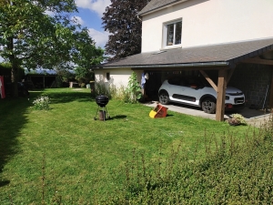Detached House with Landscaped Garden