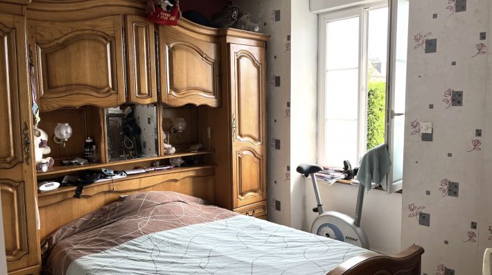 Manor House Style Property with Lovely Garden