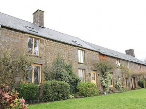 Detached Country House with Outbuilding