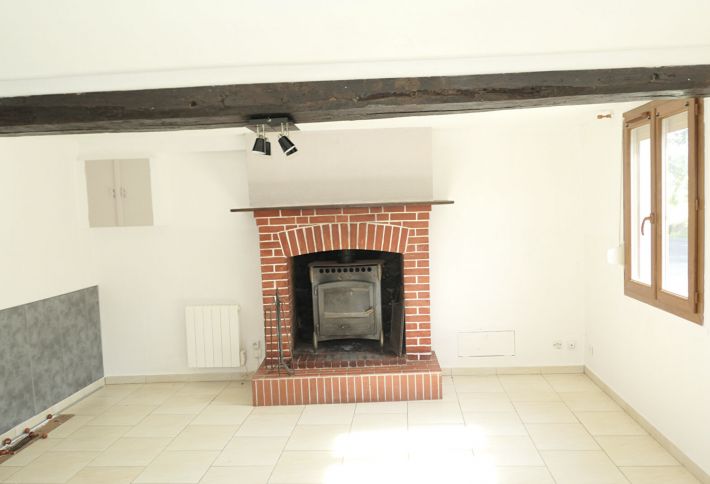 Detached Country House with Garden