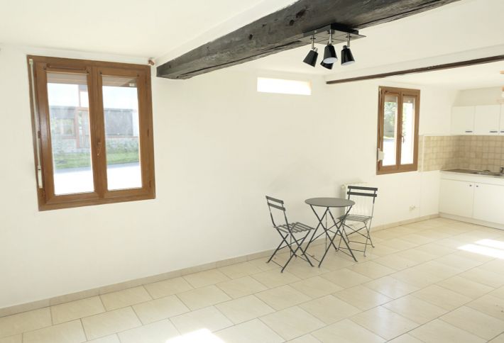 Detached Country House with Garden