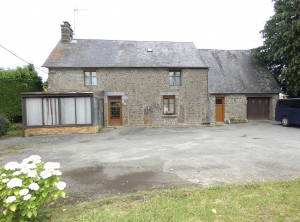 Detached Country House with Outbuildings