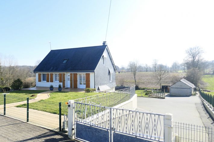 Detached Country House with Open Views
