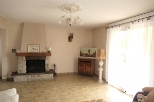 Detached House with Landscaped Garden