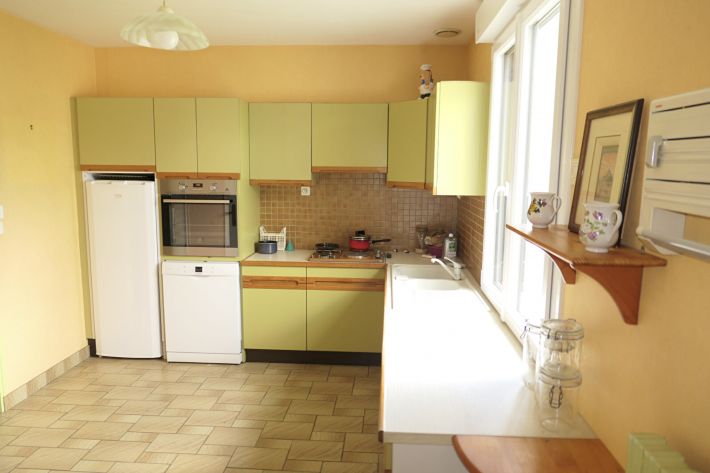 Detached House with Landscaped Garden