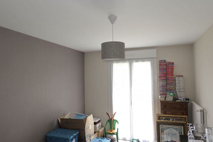 Detached House with Landscaped Garden