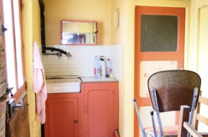 Huge Farm House for Further Renovation