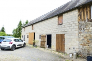 Huge Farm House for Further Renovation