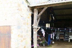 Huge Farm House for Further Renovation