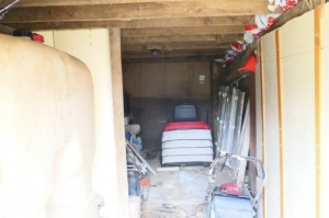 Huge Farm House for Further Renovation