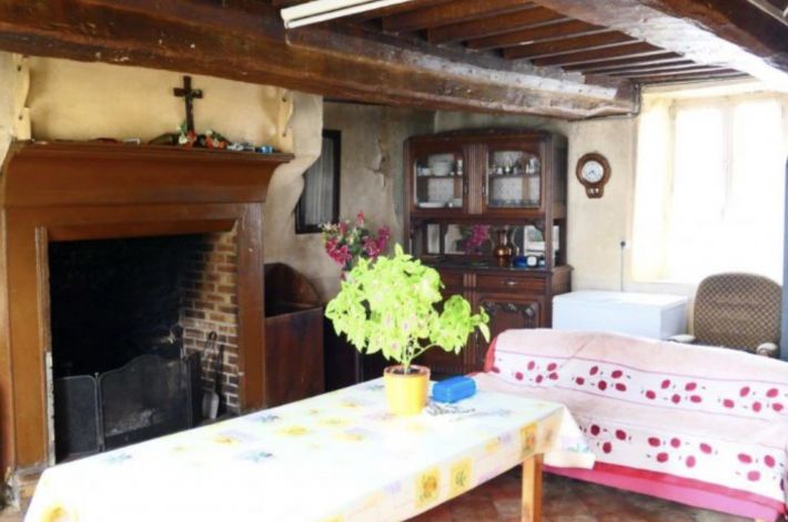 Huge Farm House for Further Renovation