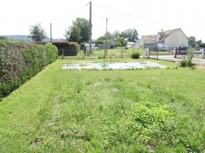 Semi-Detached House with Large Garden