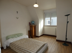 Town House in Good Order with Small Garden