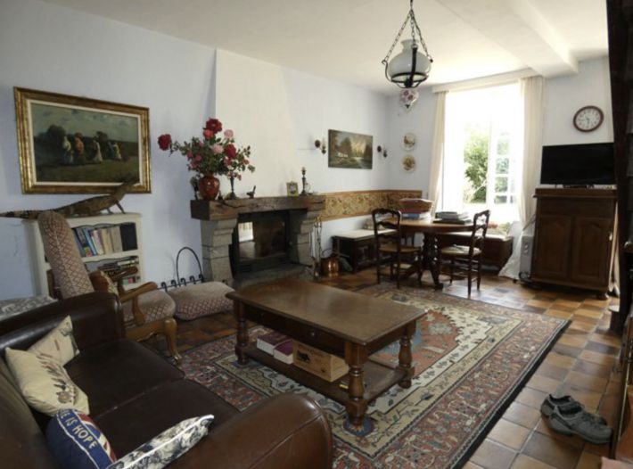 Detached Rural House with Large Garden