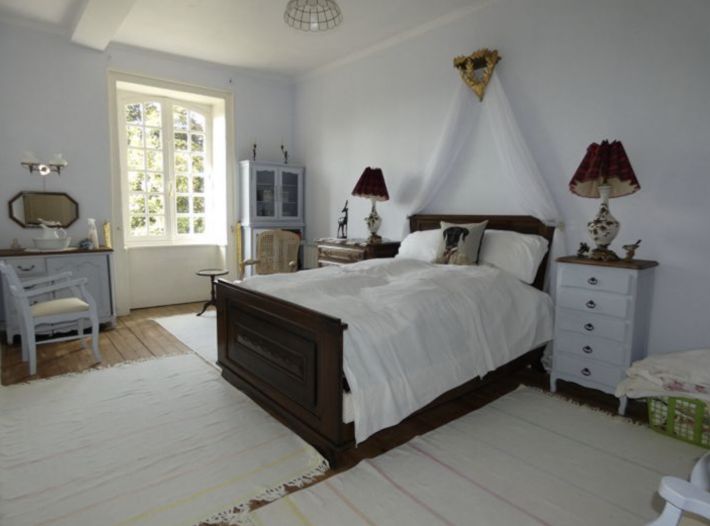 Detached Rural House with Large Garden