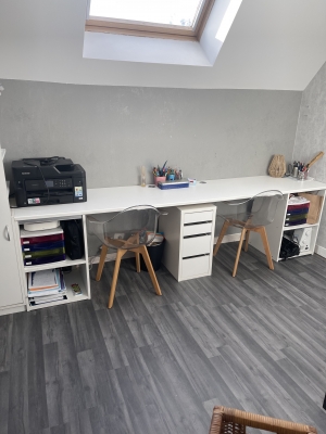 Detached Country House with Landscaped Garden