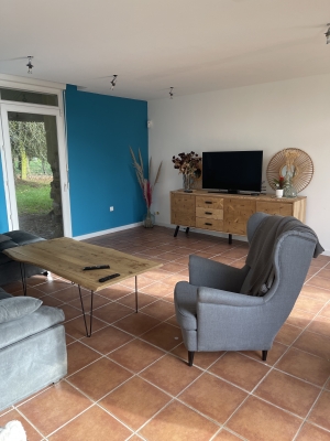 Detached Country House with Landscaped Garden