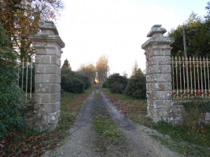 Stunning 17th Century Manor House with Land