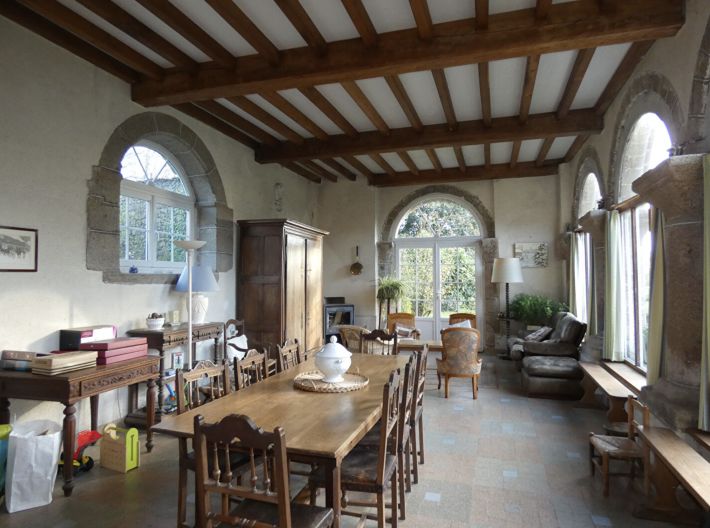 Stunning 17th Century Manor House with Land