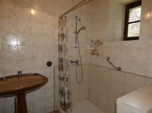 Detached House with Landscaped Garden