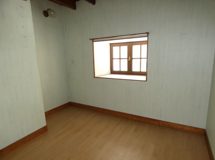 Detached House with Landscaped Garden