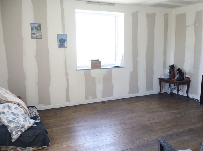 Detached House with Garden in Nice Location