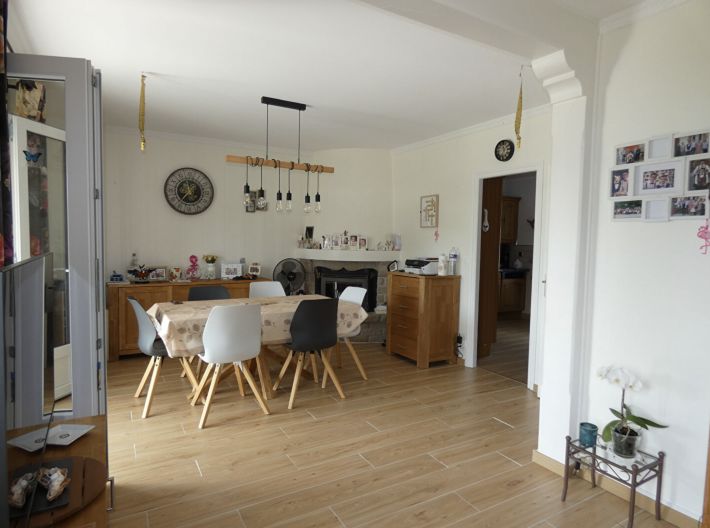 Detached House with Landscaped Garden