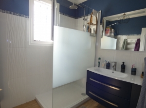 Detached House with Landscaped Garden