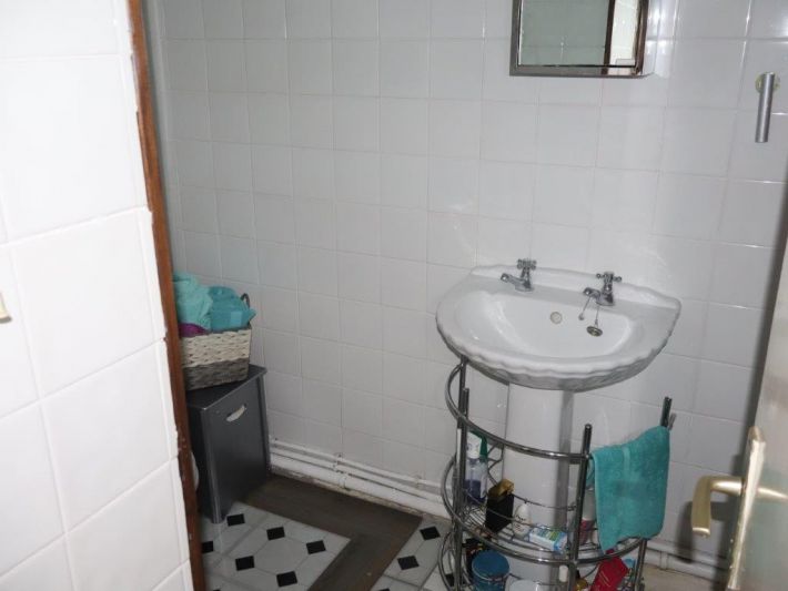 Detached Country House with Large Garden