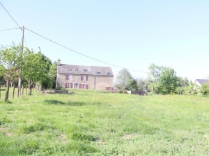 Detached Country House with Large Garden