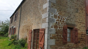 Detached Country House with Large Garden