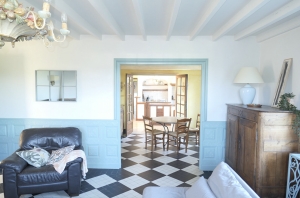 Charming Detached Country House with Landscaped Garden