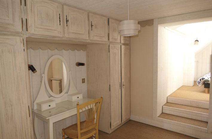 Charming Detached Country House with Landscaped Garden